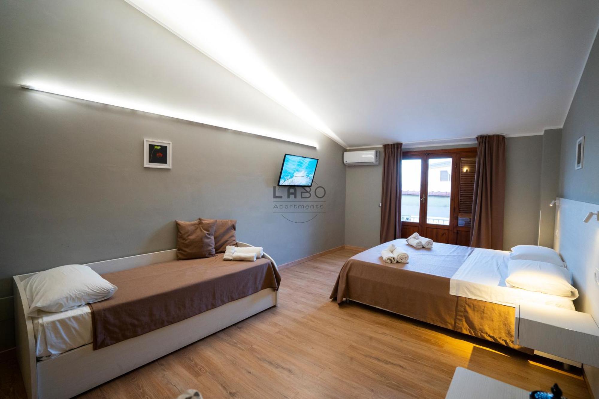 Agape Rooms In โตรเปอา ภายนอก รูปภาพ