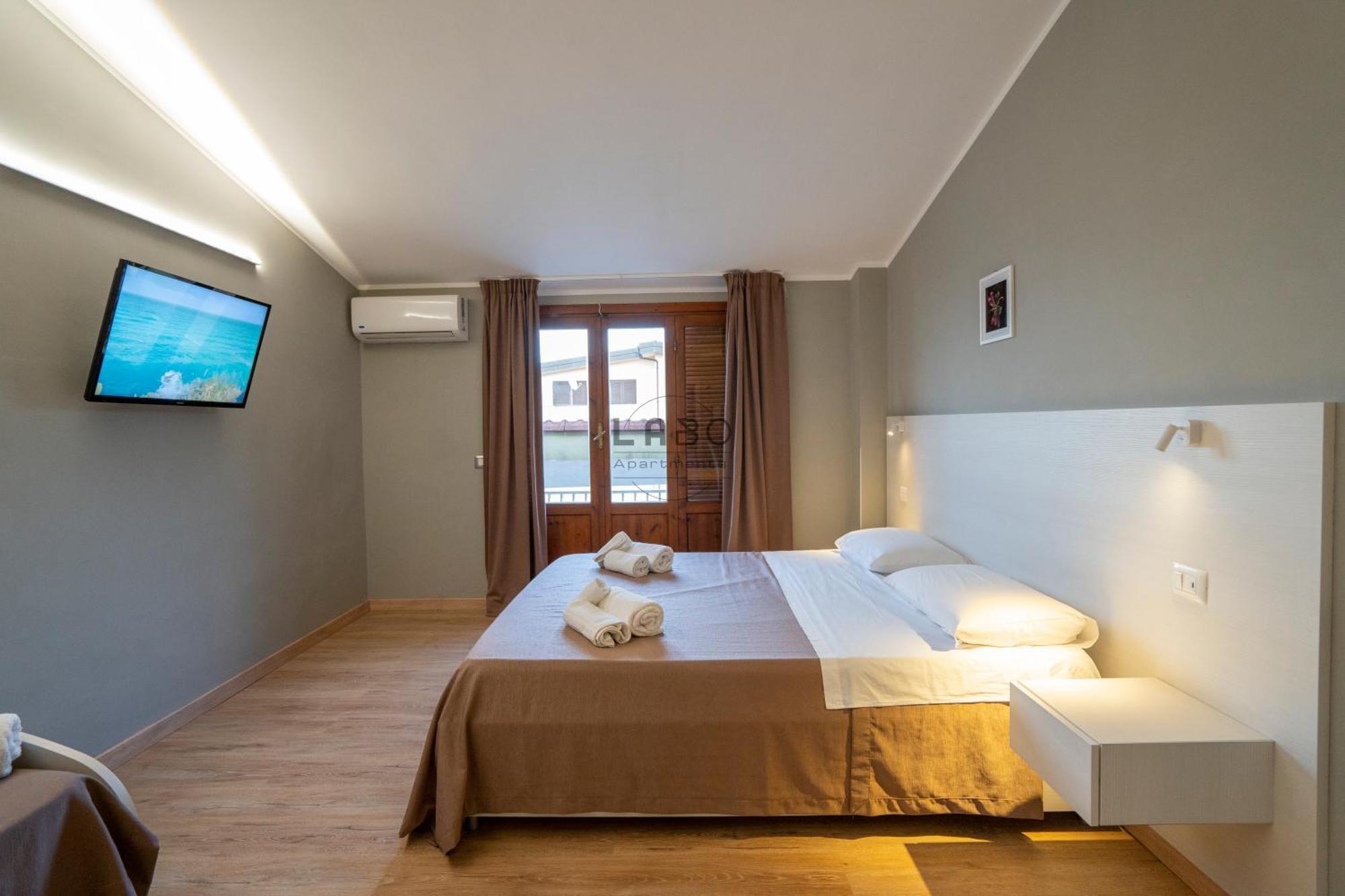 Agape Rooms In โตรเปอา ภายนอก รูปภาพ