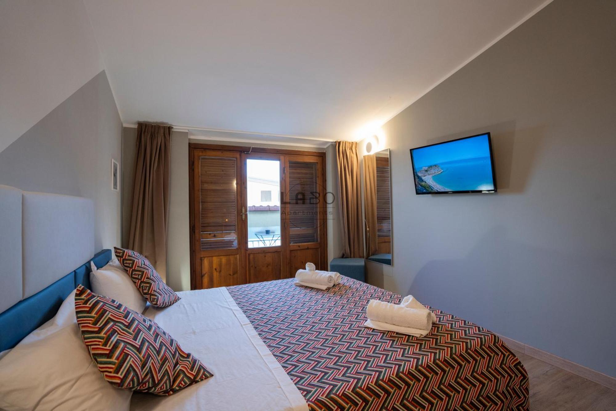 Agape Rooms In โตรเปอา ภายนอก รูปภาพ